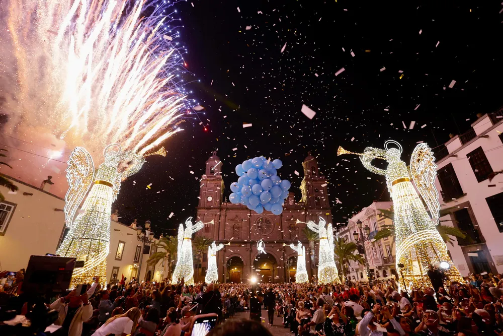 las-palmas-de-gran-canaria-enciende-iluminacion-navidad