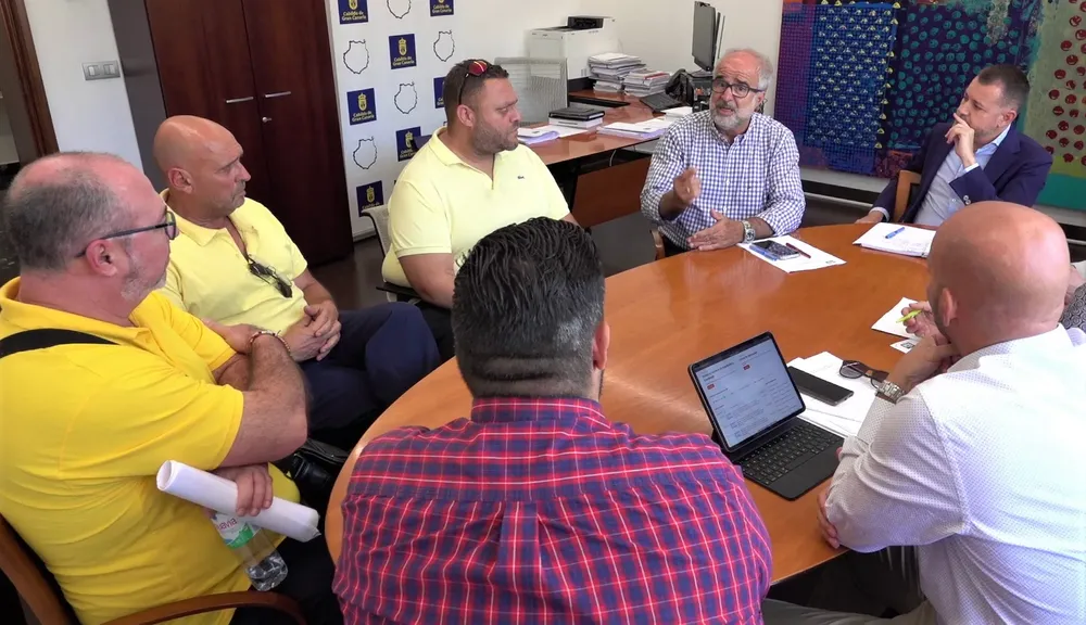 taxi-ingenio-presenta-reivindicaciones-a-teodoro-sosa-I-la-gaceta-noticias-gran- canaria