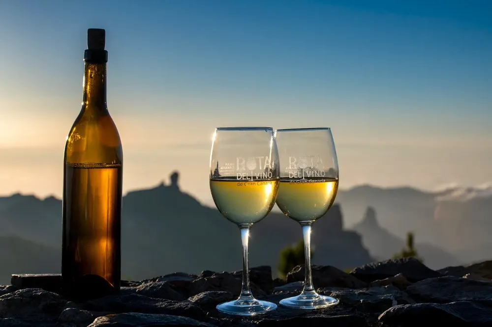 serie-television-wineman-promociona-riqueza-de-vinos-gran-canaria