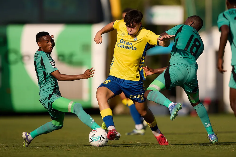 las-palmas-empata-sin-goles-frente-al-orlando-pirates-en-el-primer-amistoso-de-pretemporada