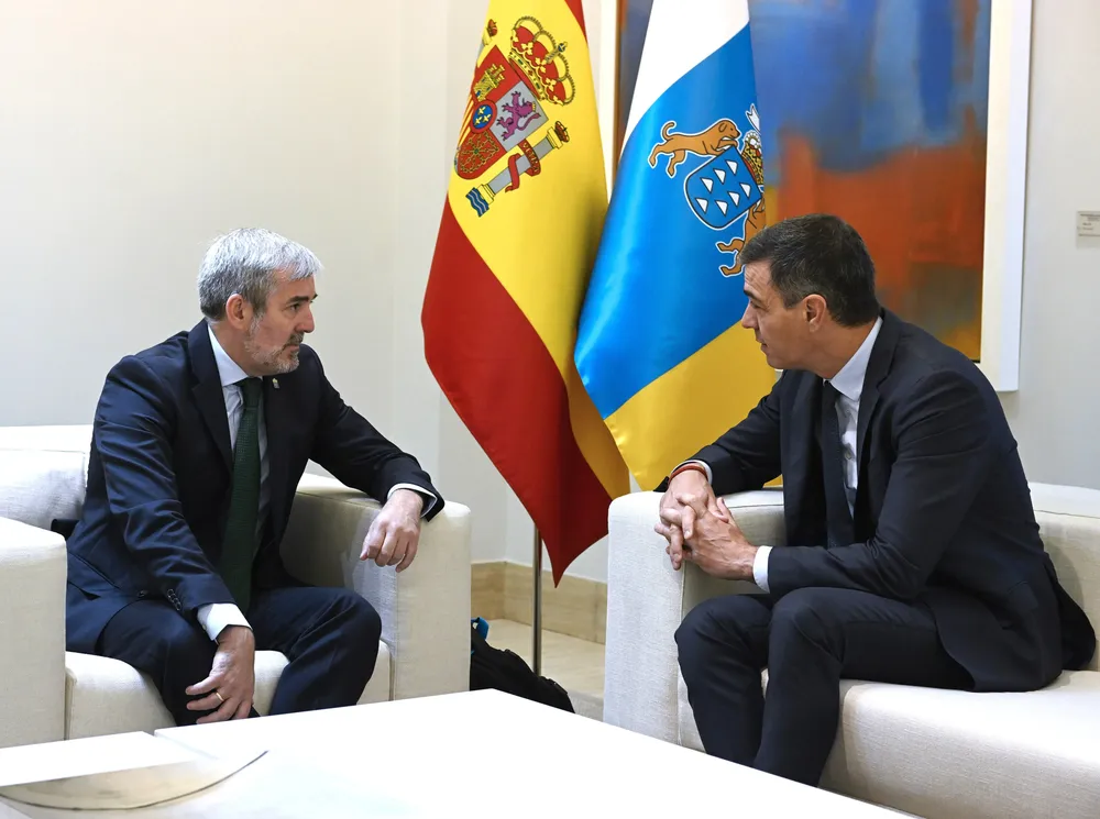 reunion-fernando-clavijo-con-pedro-sanchez