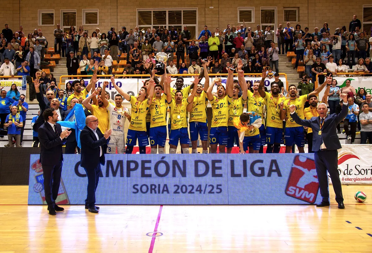 club-voleibol-guaguas-campeon-de-la-superliga-masculina club voleibol guaguas vence en soria y se proclama campeon de la superliga masculina de voleibol I noticias de gran canaria