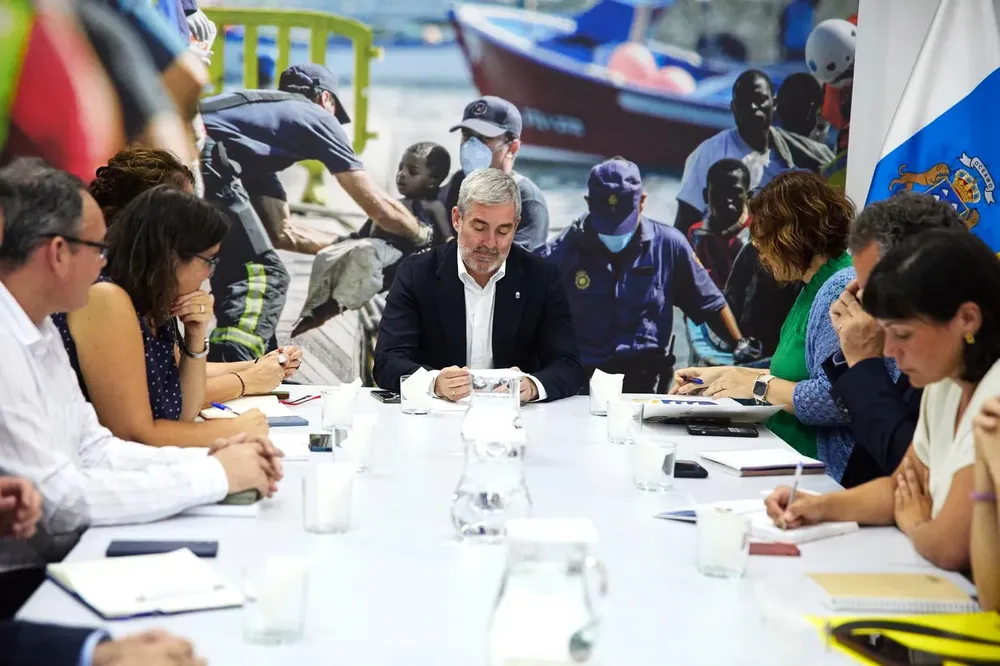 clavijo-ve-espacio-para-lograr-respuesta-en-agosto-a-los-menores-no-acompanados-tutelados-por-canarias