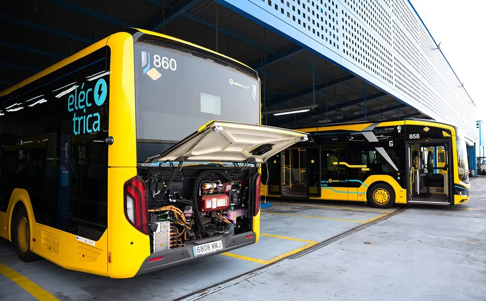 guaguas-municipales-incorpora-cuatro-guaguas-electricas_la-gaceta-de-gran-canaria