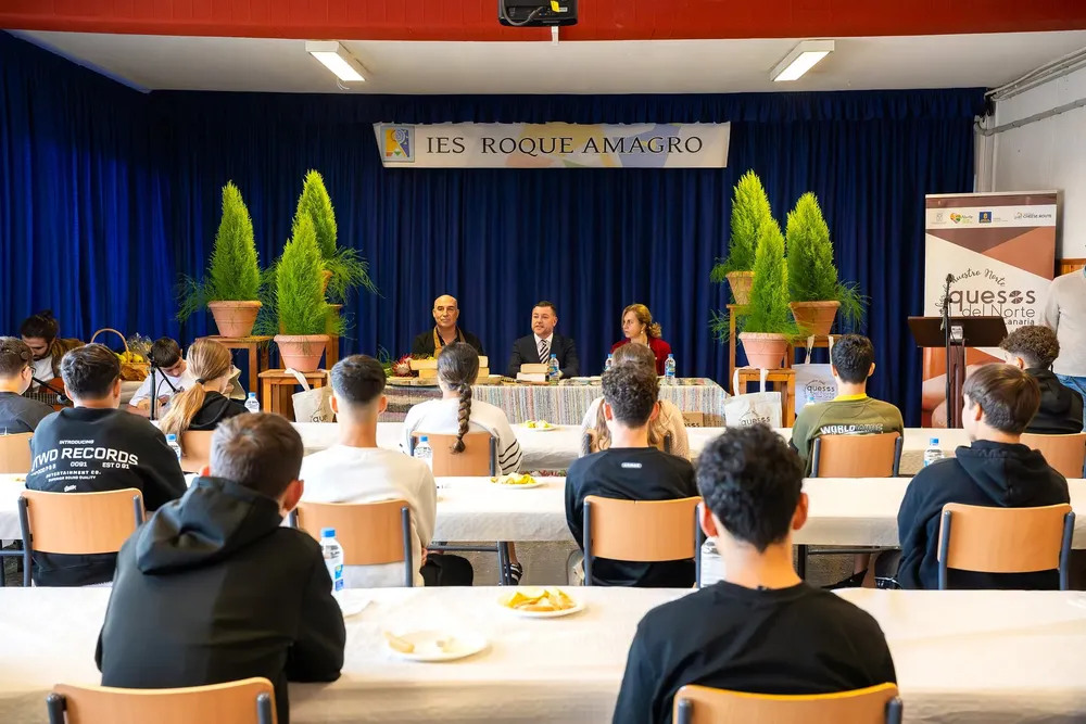 mancomunidad-del-norte-fomenta-consumo-de-queso-entre-los-jovenes-ies-roque-amagro