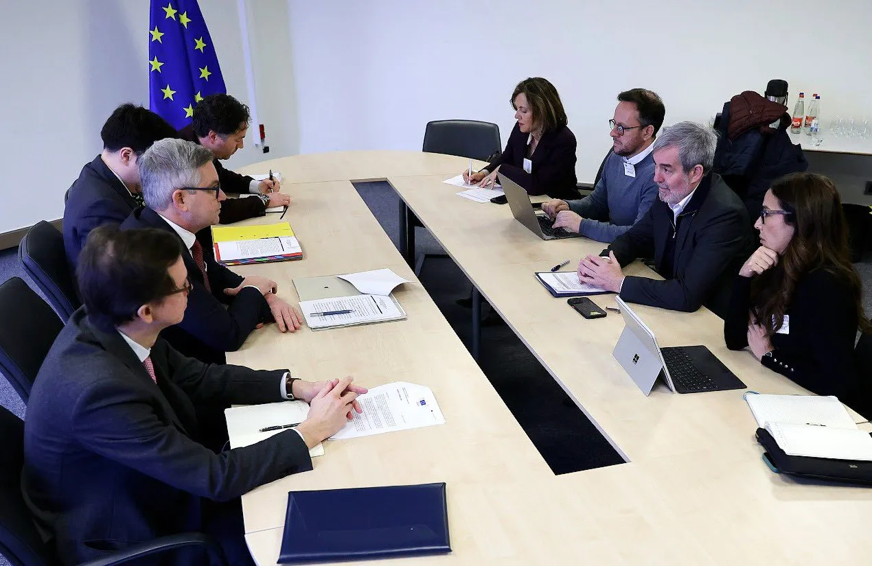 bruselas-insistira-en-el-despliegue-de-frontex-para-afrontar-la-crisis-migratoria-en-canarias