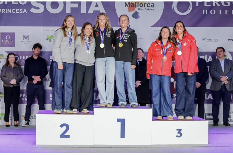 maria-cantero-y-paula-barcelo-medalla-bronce-en-trofeo-princesa-sofia-mallorca