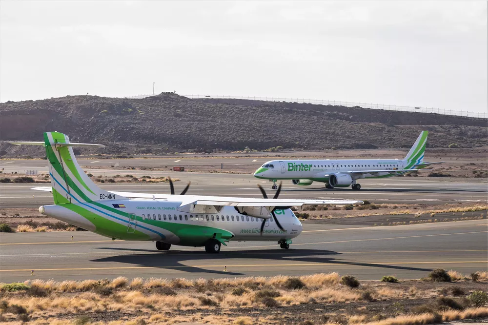 aviones-de-la-aerolinea-binter_la-gaceta-de-gran-canaria