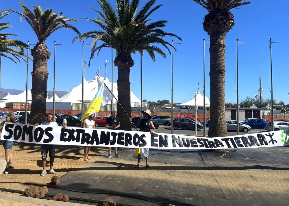 gran-canaria-turismofobia